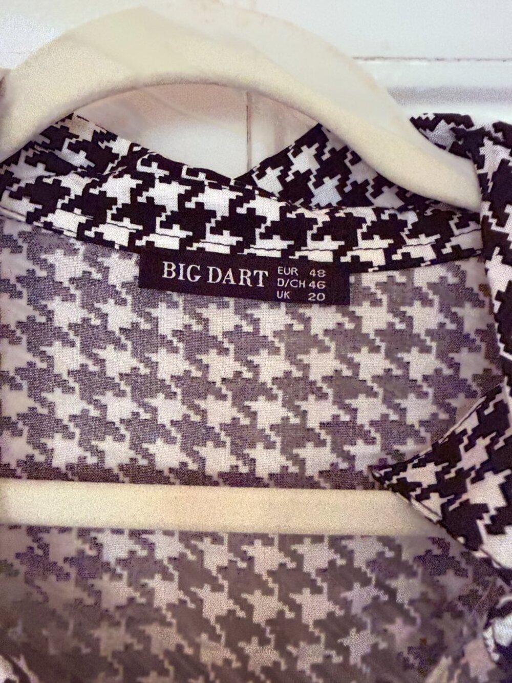 Houndstooth button down - Picture 2 of 5
